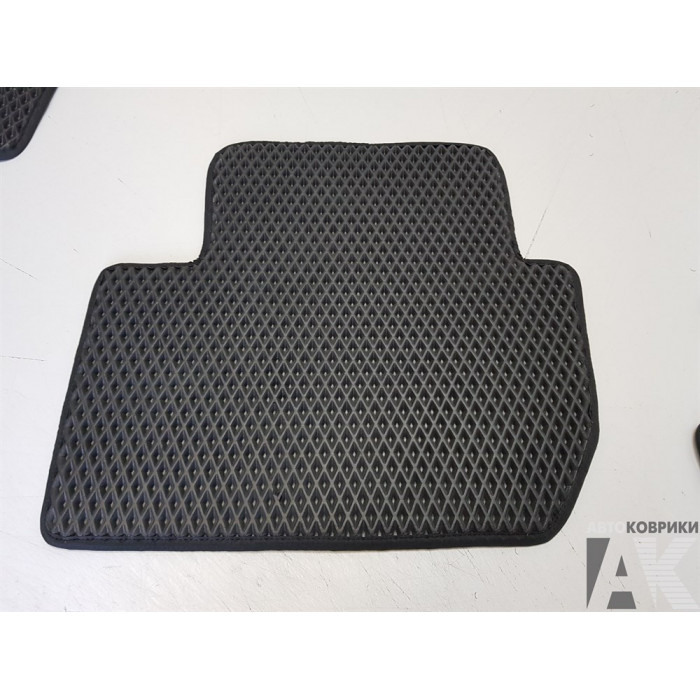 Mitsubishi Outlander XL